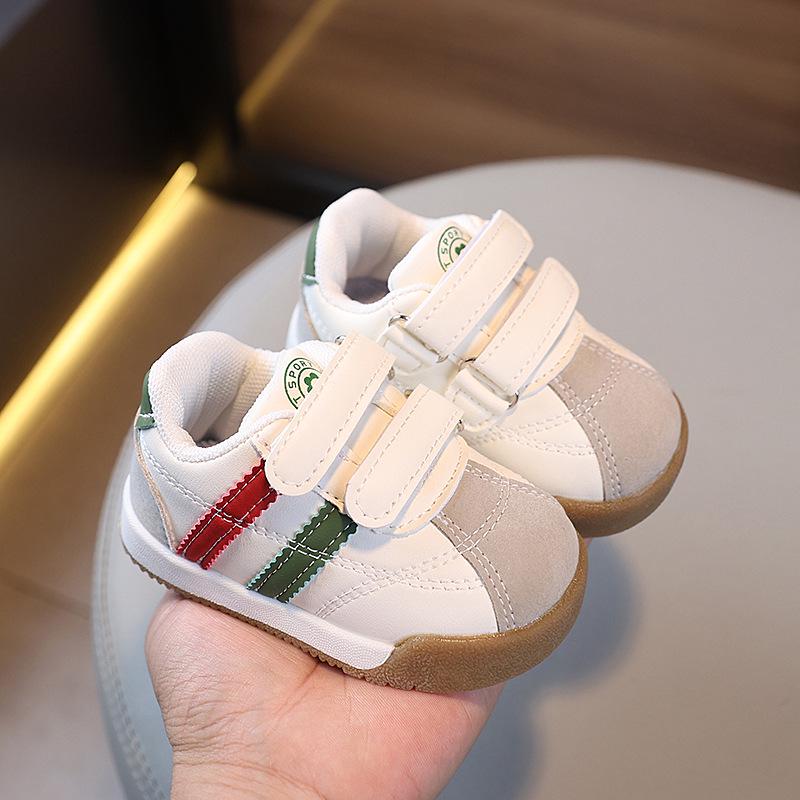 

Baby Walker Shoes - Soft Sole, Breathable Leather Sneakers for Boys and Girls, Suitable for Spring and Autumn. Full Set 16-20, 5 pairs
