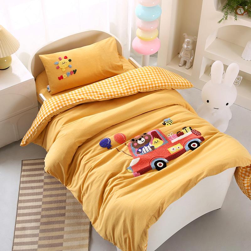 Kindergarten Cartoon Pure Cotton 3-Piece Toddler Bedding Set