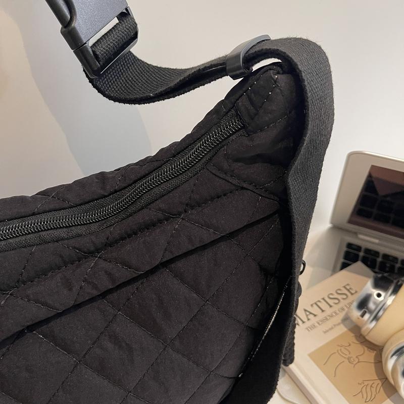 Large Capacity Commuter Shoulder Bag Women's Rhombic Lightweight Crossbody Bag