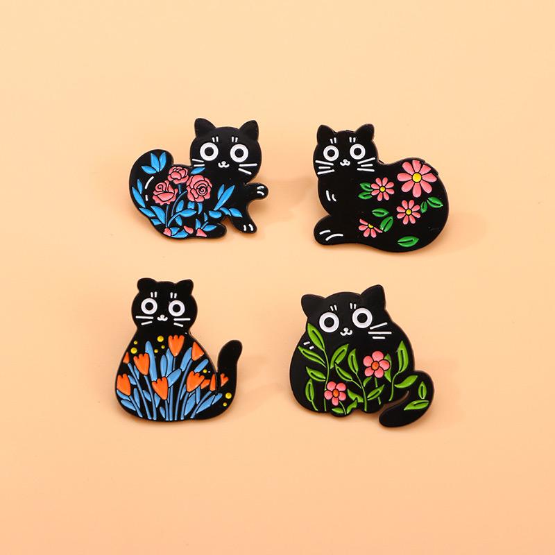 Cute Black Flower Cat Design Enamel Brooches Floret Kitty Metal Pins For Backpack Clothes Decoration Gift For Pet Lovers