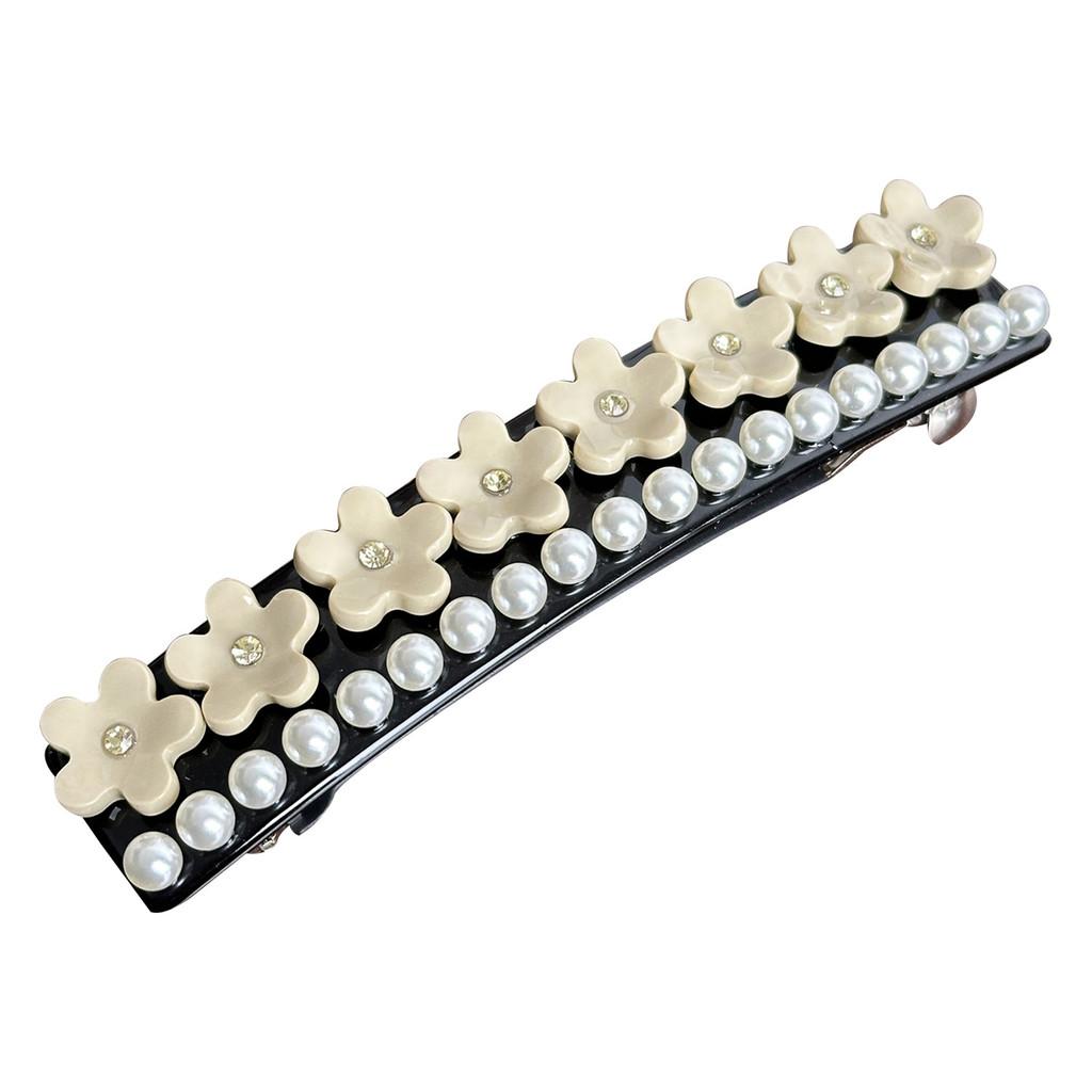 Stylish Flower Acetate Hair Claw Clip In Beautiful Colors For Trendy And Looks Fashionable
