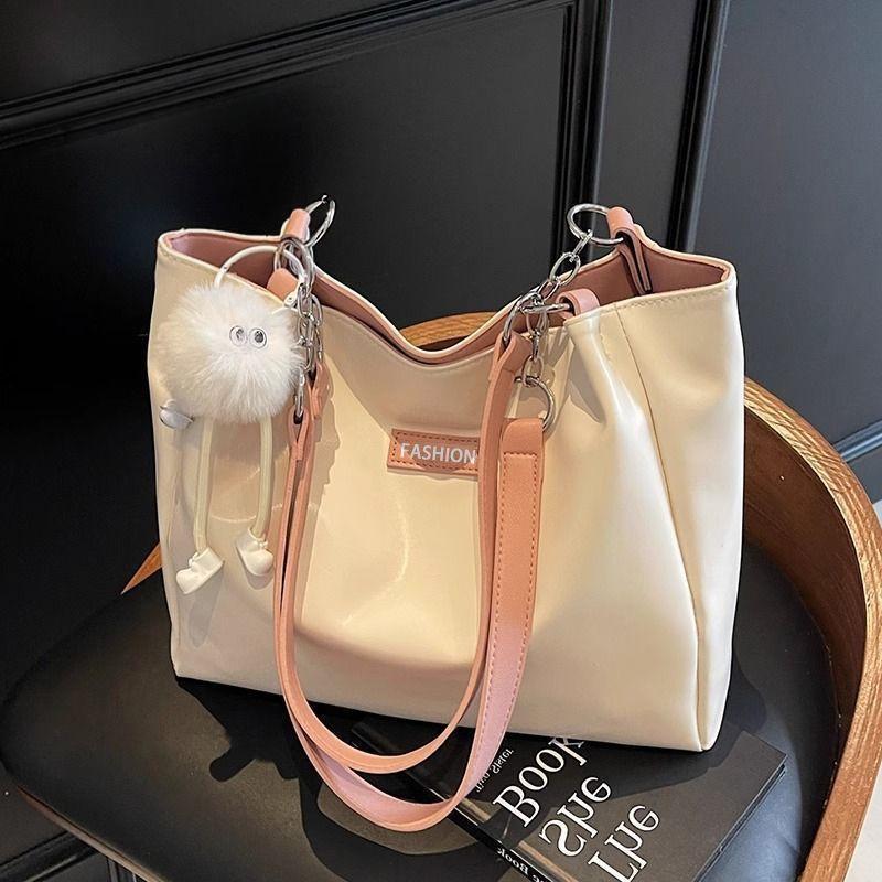 Large Capacity New Versatile Single Shoulder College Student Commuting Leisure Niche Fashion Going Out Tote Bag