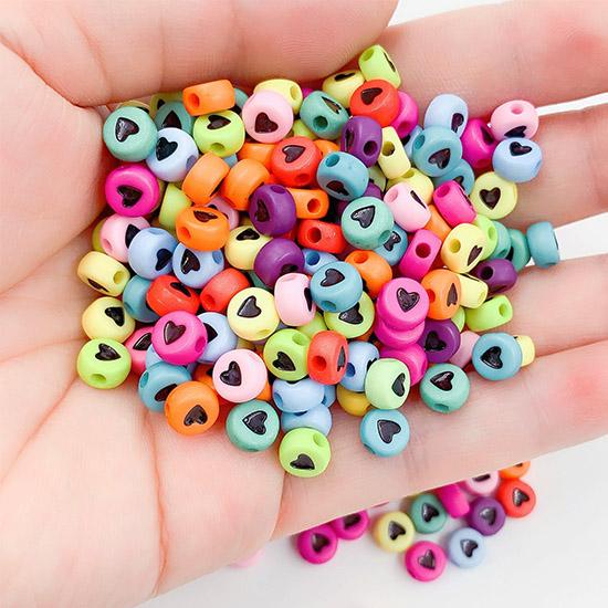 

Модные красочные акриловые однотонные бусины в форме сердца, свободные персиковые бусины для влюбленных, DIY ювелирные изделия, изготовление браслетов