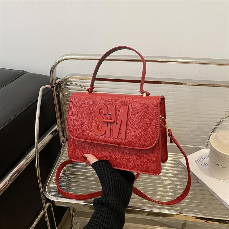 Solid Color Simple Atmosphere European And American Small Square Bag Large Capacity Casual Handbag Commuter Messenger Bag