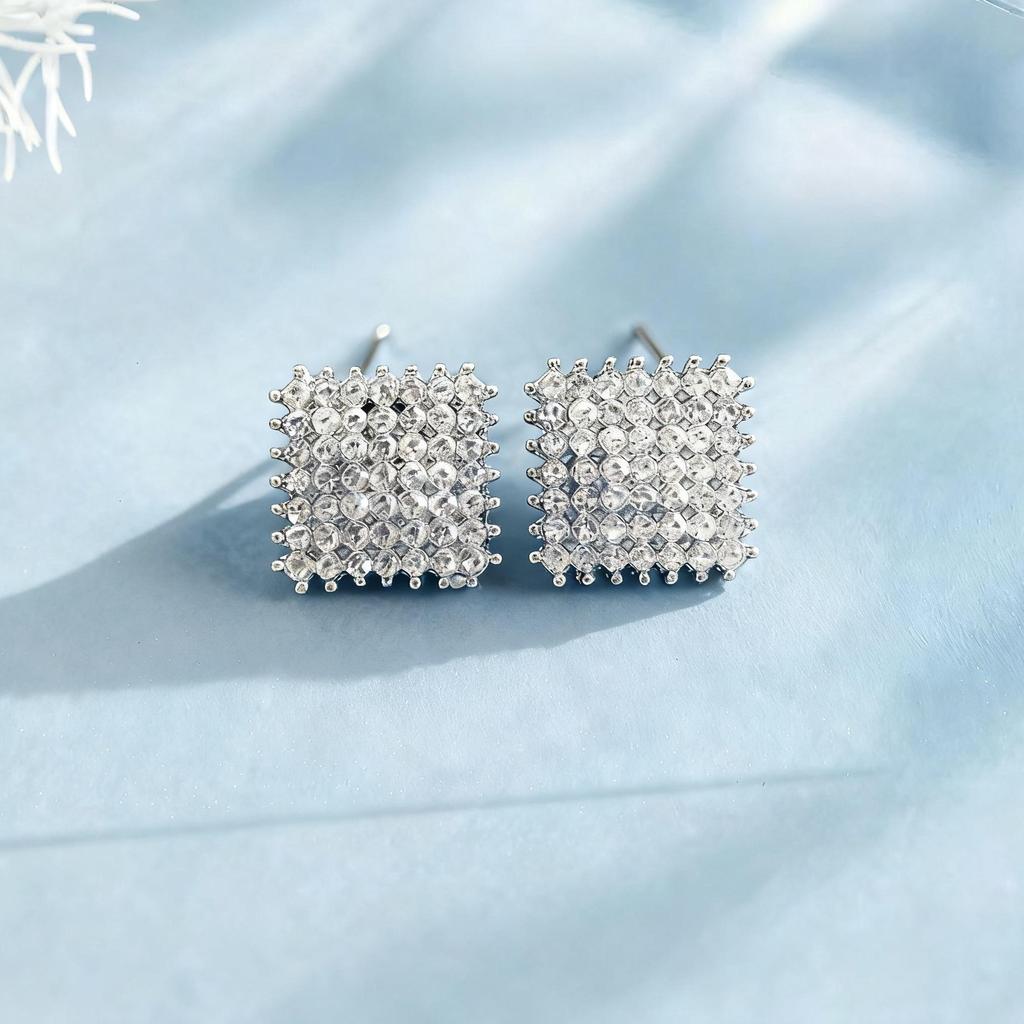 Geometrische Diamant-Steckohrringe für Damen - Einfaches Mode-Statement