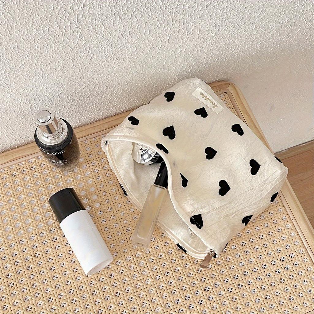 New Texture Love Canvas Single Shoulder Back Pericardium Large Capacity Makeup Bag Student Underarm Bag
