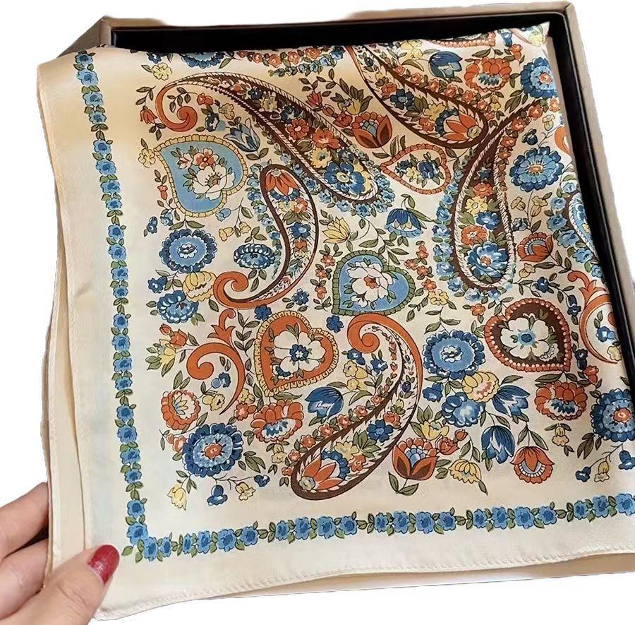 100% Natural Real Silk Scarf Women Print Bandana Square Scarves Wrap Kerchief Mulberry Luxury Summer Beach High Quality Hijab