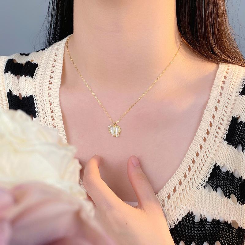 Fantasy Diamond Heart Necklace Princess Style Girl Heart New Collar Chain Necklace Ornament