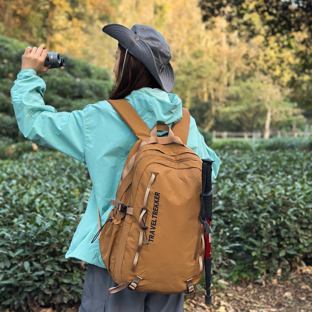 Schoolbag Backpack Large Capacity Travel Backpack Fashion Versatile School Bag Outdoor Light Hiking Mountaineering Bag Wholesale