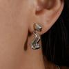 Invisible collage CURVED MATIERE EARRING_SILVER