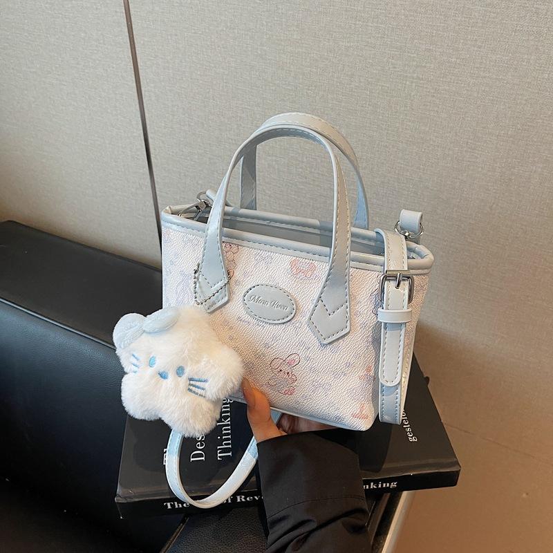 High-value Cute Handbag Bag Women's New Simple and Versatile Commuter Messenger Bag Going Out Small Bag
