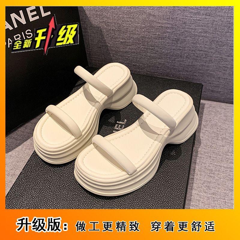 Thick-soled heightening casual not tired foot slippers 2025 summer new fashion versatile one-word belt sandals women