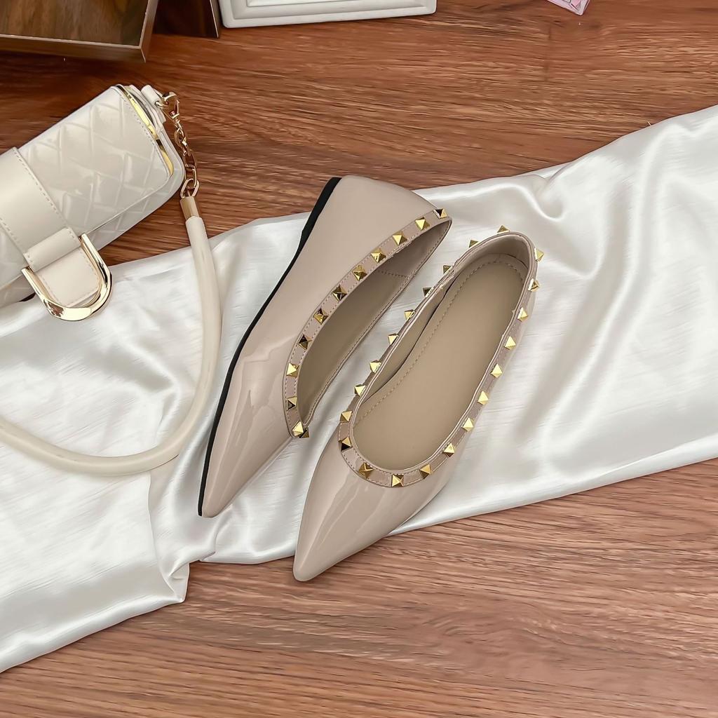 Rivet flat shoes women's soft sole comfortable summer new 2025 French shallow mouth single shoes women's one-pedal pointed women's shoes