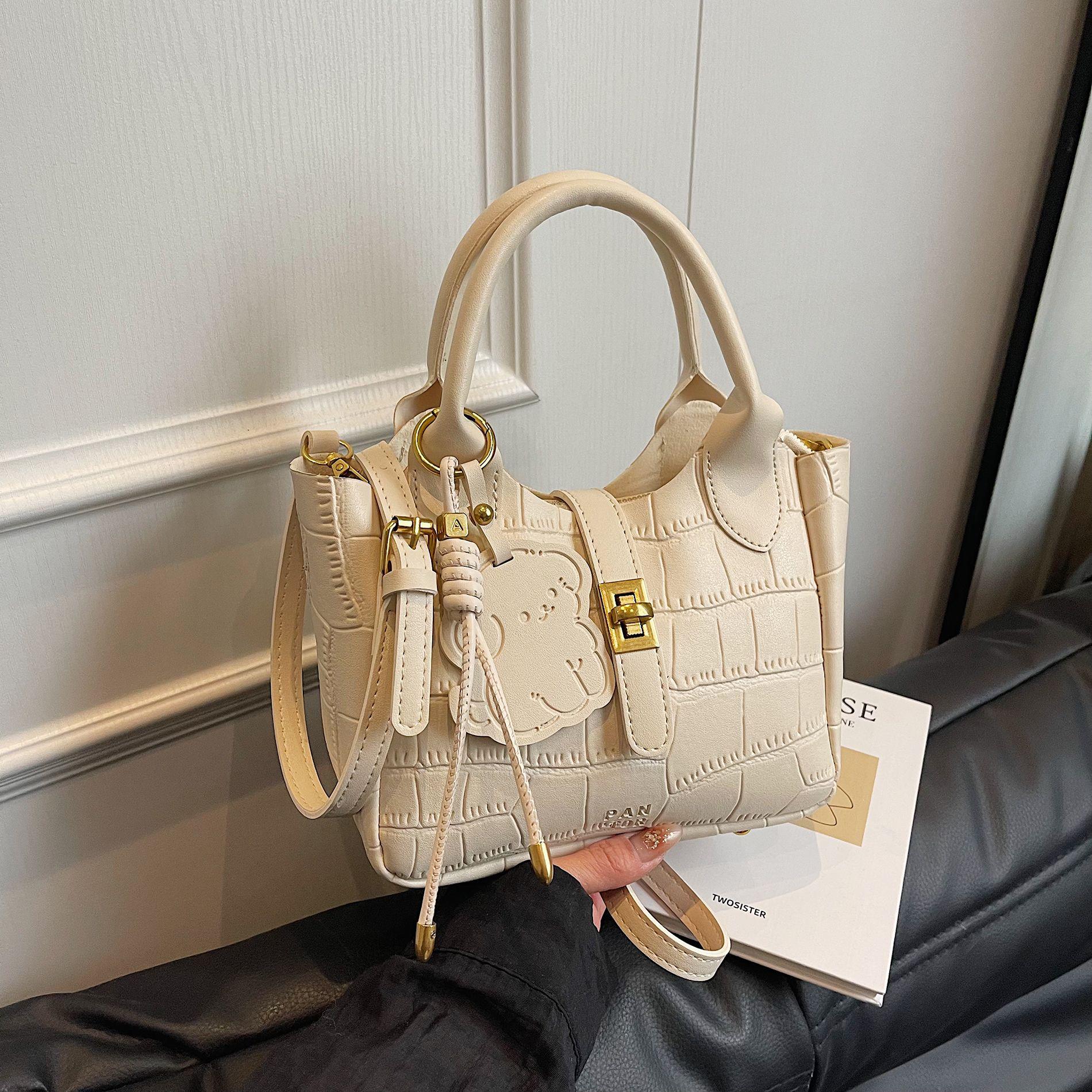 

Women s 2025 High-End Trendy Lychee Pattern Tote Bag - Versatile Handbag for Shoulder or Crossbody Wear білий