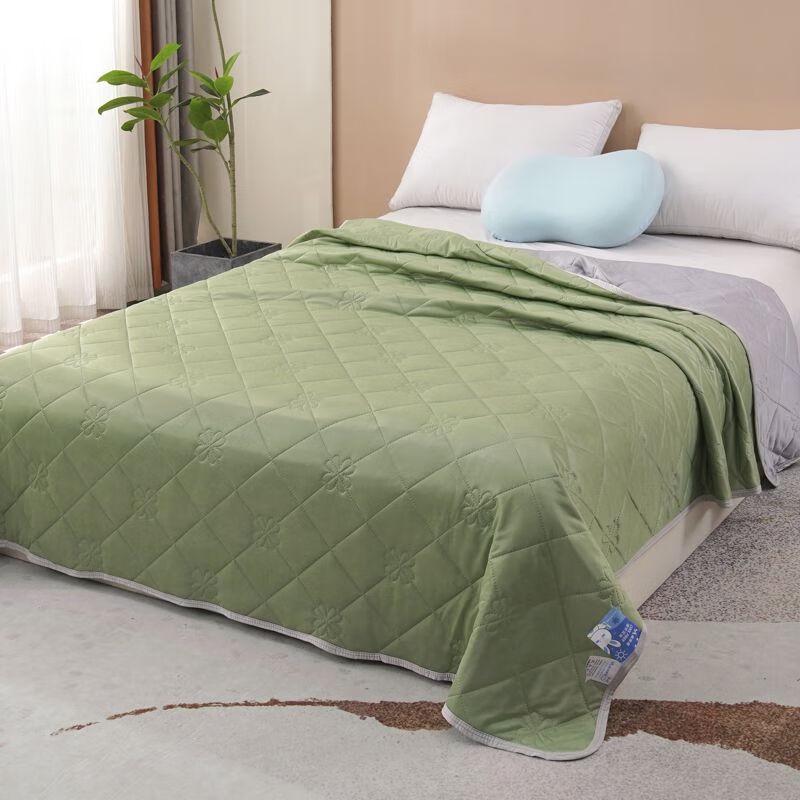 PLOVER Cooling Silk Summer Quilt