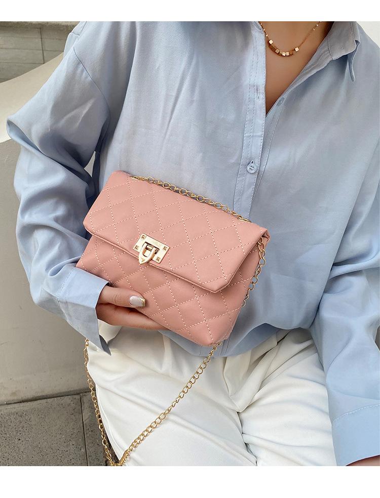 Literary and Fashionable Embroidered Rhombus Women's Bag, New Pointed Buckle Chain Single Shoulder Crossbody Clutch Bag