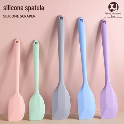 Set di spatole in silicone: Utensili da forno versatili e resistenti al calore per mescolare, montare e raschiare - Dimensioni grandi e piccole.