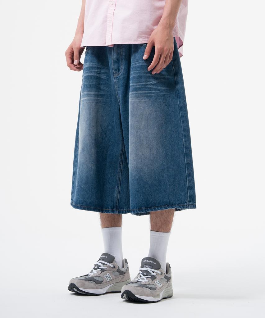 Descheuis Everyday Washed Bermuda Denim Pants (Type A)