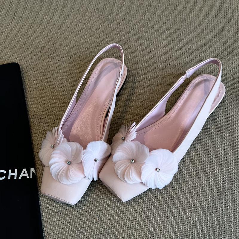 Design Temperament Square Head Shallow Mouth Flower Low Heel Single Shoes Women's French Versatile Thick Heel Bag Head Sandals