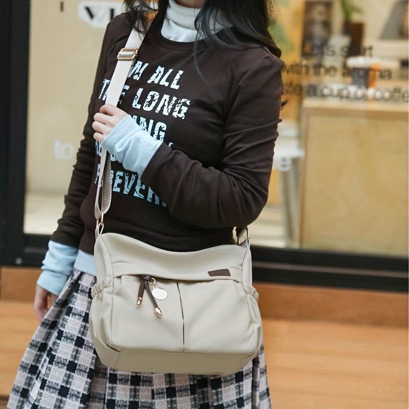 Large Capacity Nylon Shoulder Bag Women's Messenger Bag