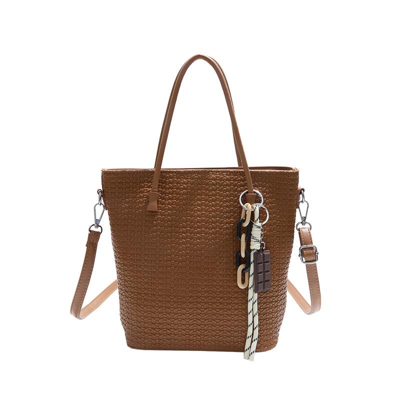 Retro Handbag Small Bag Women's Bag 2025 New Woven Bucket Bag Simple Shoulder Crossbody