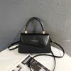 High texture casual fashion versatile handbag women's simple temperament daily commuting shoulder messenger bag