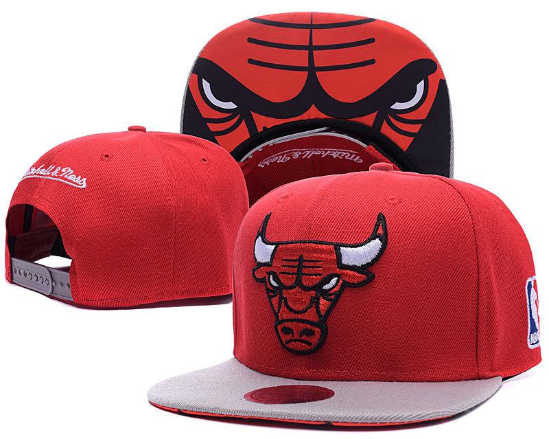 Chicago Bulls Cross Bull Embroidered Duckbill Cap, Unisex Korean Style Baseball Hat