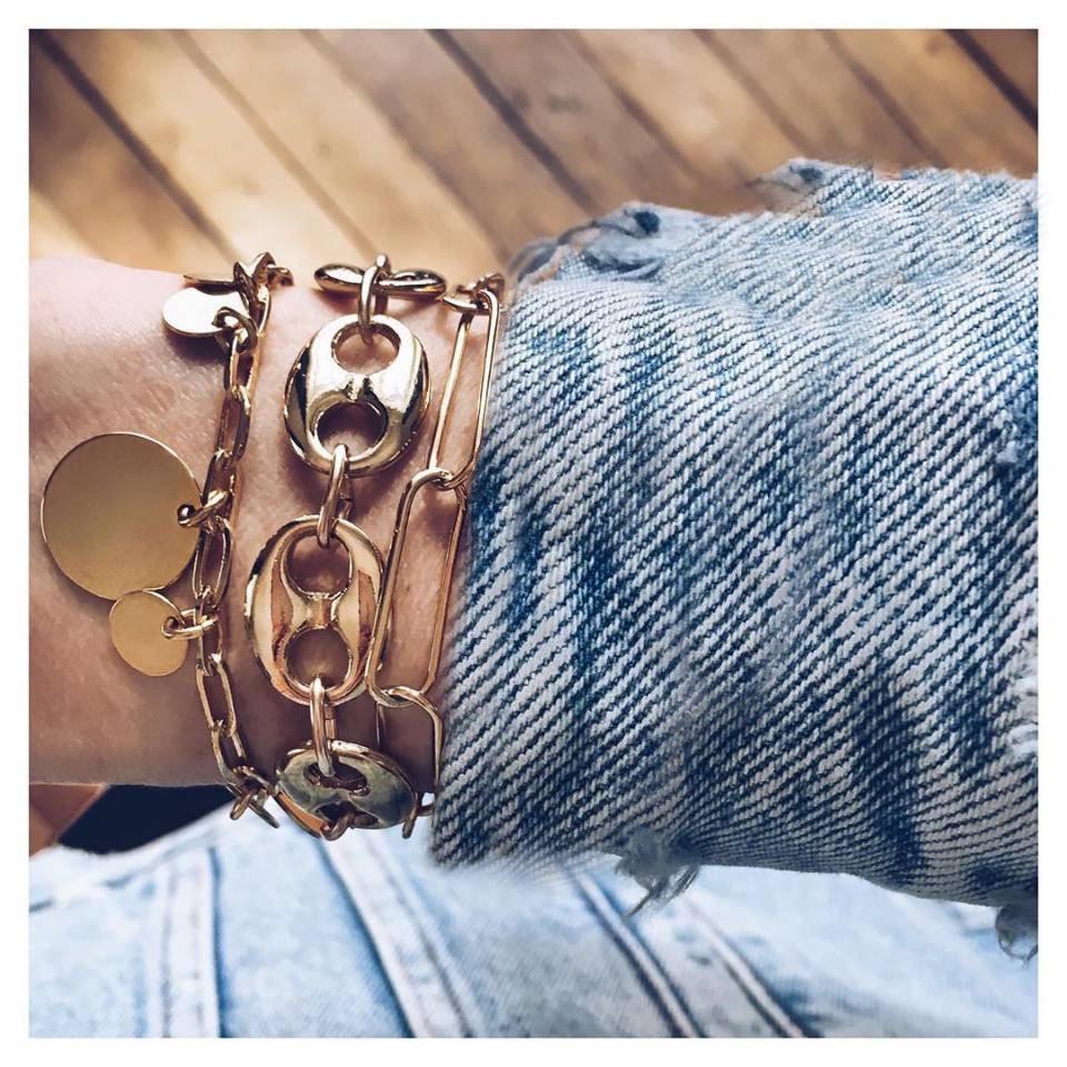 

Elegant Water Wave Chain Metal Bangle Set: 3-Piece Exaggerated Creative Style Jewelry