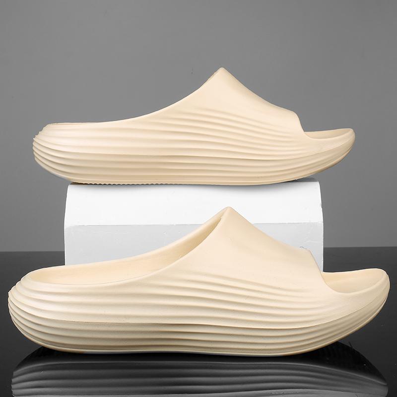 Fashion Summer Trend Mens Slippers Non-Slip Sandals Thick Soft Platform House Shoes Indoor Outdoor Shower Bathroom Slippers Casual Shoes