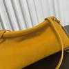 French niche design minimalist style cowhide shoulder armpit bag commuting simple fashion versatile women's fashion baguette bag