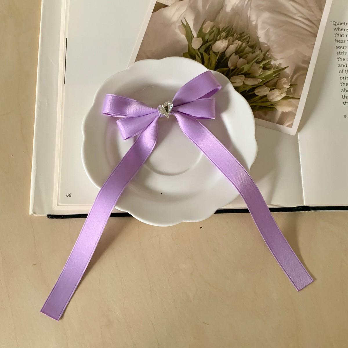 Elegant Ribbon Bow Hair Clip: Half-Up Hairstyle Accessory