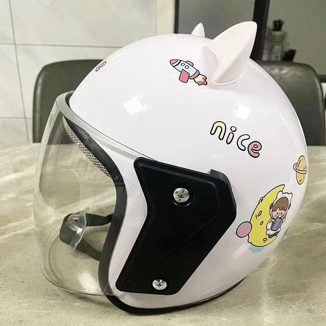 Adult Electric Car Helmets Fashionable Ear Protection and Warm Autumn and Winter Four Seasons Universal Electric Car Security Protective Helmets
