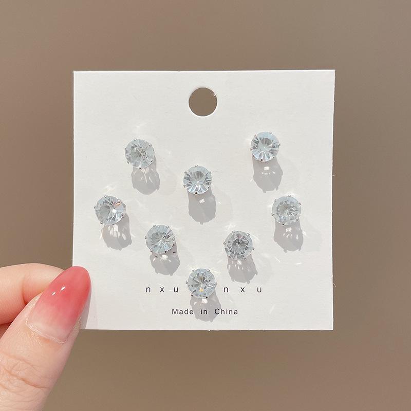 

Брошка-шпилька з V-подібним вирізом, що захищає від оголення: Жіночий декоративний комір-аксесуар