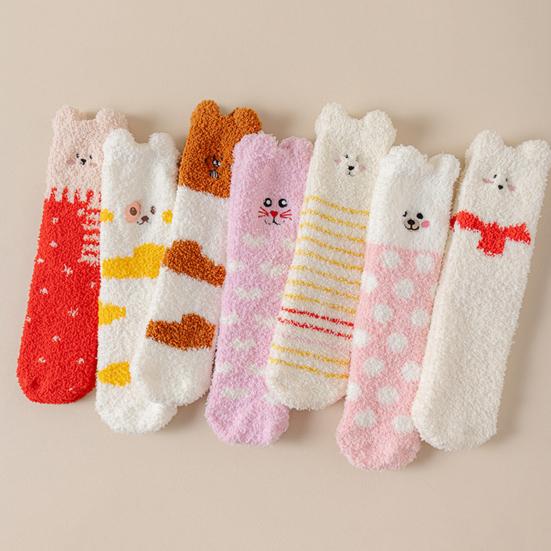 Fluffy Winter Crew Socks Cute Animal Embroidery Warm Socks Thick Fuzzy Plush Bear Cat Thermal Socks for Women Sleep Home Lounging