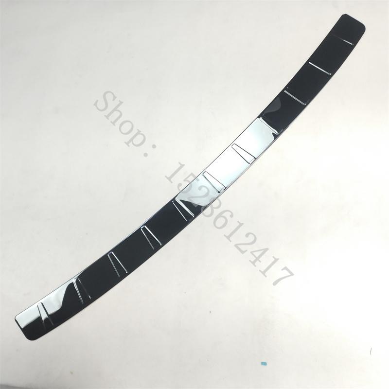 For Volvo XC60 2018 ~2025 Car Accessories Stainless Steel Rear Bumper Protector Sill Trunk Tread Plate Trim