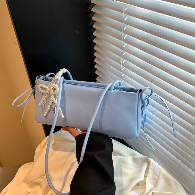 

Bow bowling bag women s 2025 new high-end silver shoulder underarm bag fashionable versatile handbag single bag синий