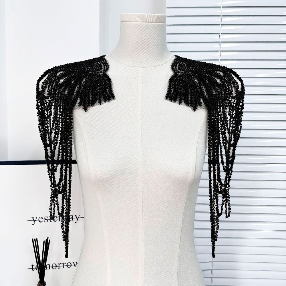 2Pcs DIY Sewing Patch Sequin Shoulder Ornaments Shoulder Applique  Fashion Accessories