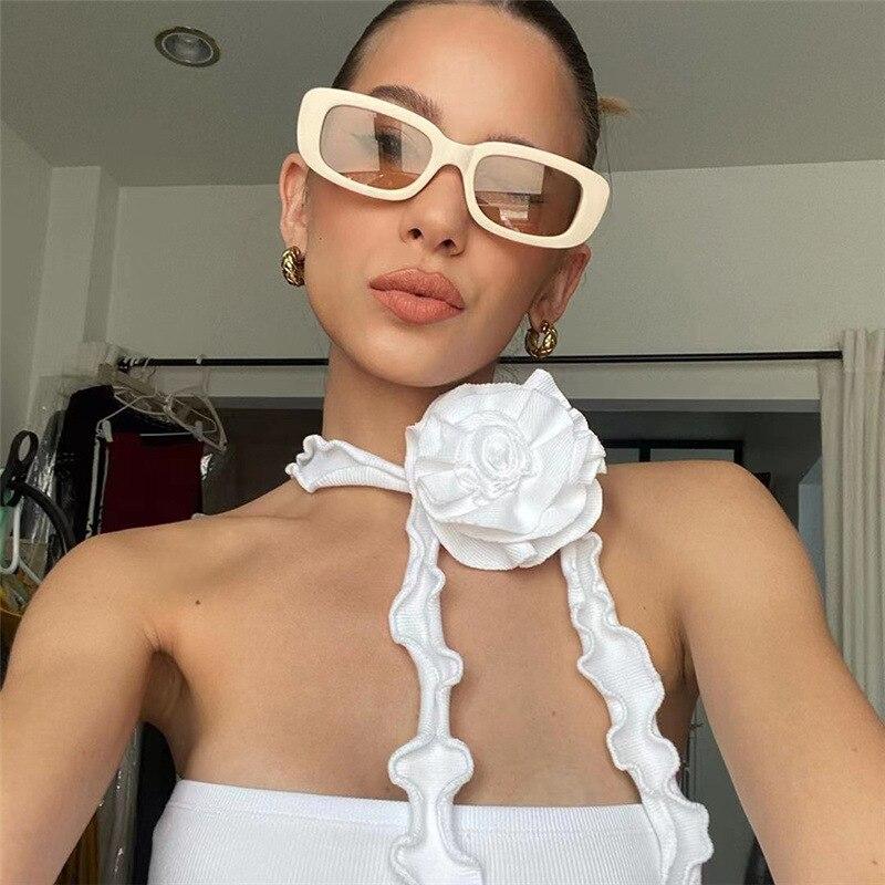 

2023 Модная летняя блузка без рукавов с открытыми плечами, женская укороченная футболка с цветочным принтом Y2k, уличная футболка, корейская однотонная футболка 26242 L белый