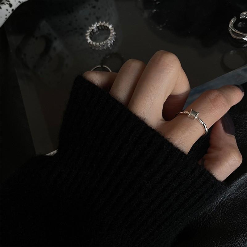 Zircon Black Sophisticated Ring For Women Unique Adjustable Style Geometric
