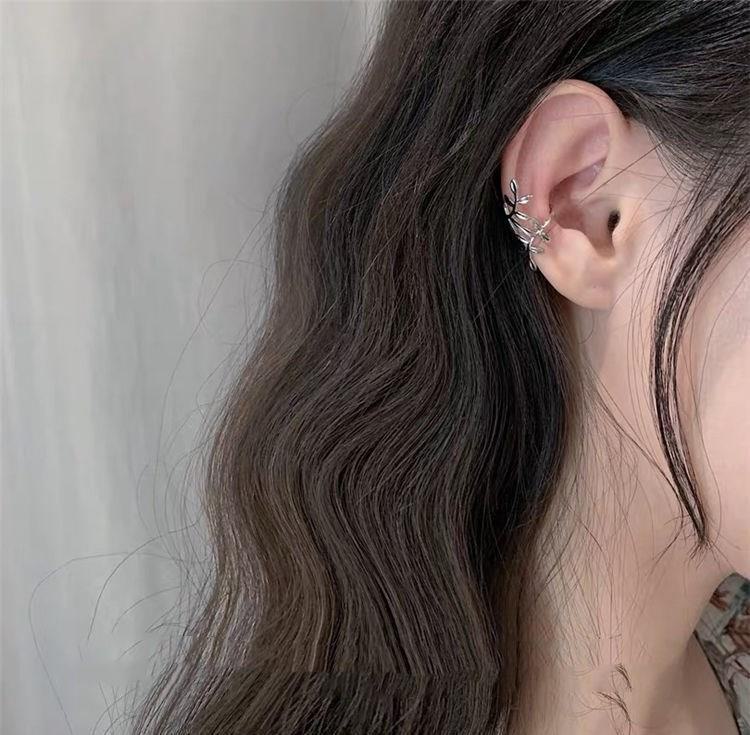 Korean Retro Forest Leaf Ear Clip for Non-Pierced Ears