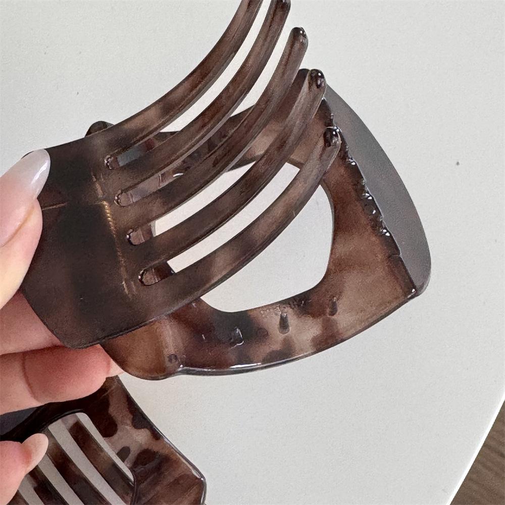 Retro High-End Shark Clip, Women'S Back Of The Head Grab Clip, Versatile Half Tie Hair Hairpin, Elegant Hair Accessory