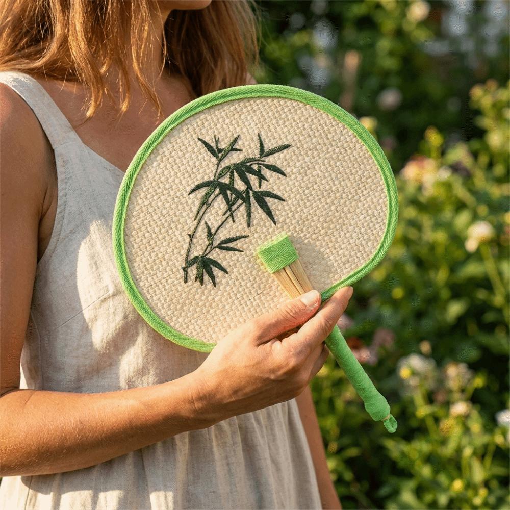 Retro Hand-Woven Fan Chinese Style Hand Cranked Fan Compact Hand Braided Fan Photo Prop