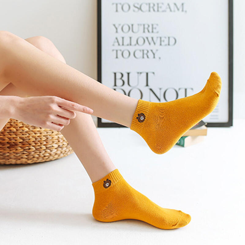 

10 Pairs of Women s Teddy Bear Dot Embroidered Ankle Socks 10 pairs (random colors)