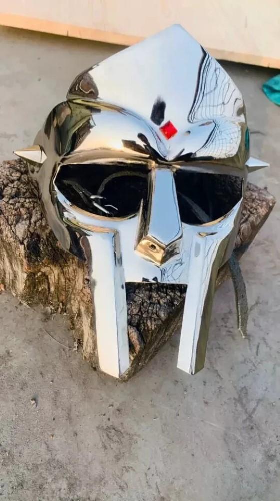 

Маска MF Doom Гладиатор Mad-villain 18G Сталь Латунь Лицевая броня Средневековый шлем M аэро