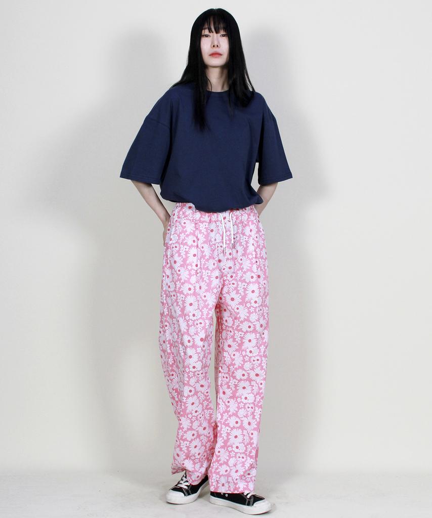 Deumakeu Flower Pattern Side One-Pleat Semi-Wide Pants Hot Red
