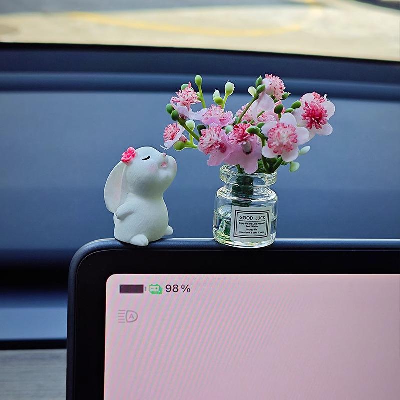 1 Set  Car Healing Doll Ornaments Cute Mini Vase And Rabbit Car Center Console Window Decoration