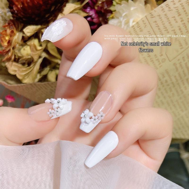 100pcs 3D Japanese-Style Five-Petal White Flower Resin Nail Decorations