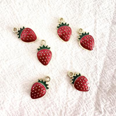 10 Pieces Strawberry Pendant Charms DIY Jewelry Making Beads for Bracelet Necklace Crafting Accessories