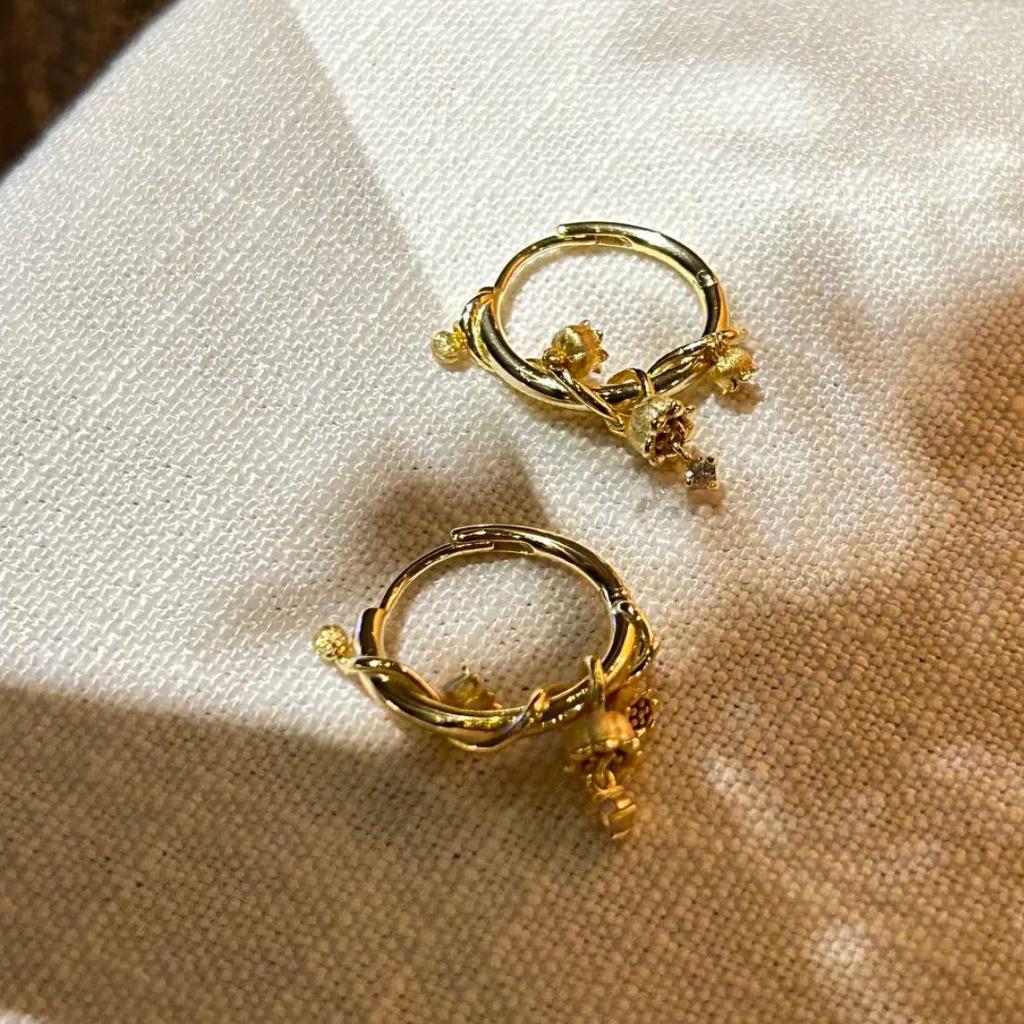 Lily Dewdrop Shimmer Diamond Ear Cuffs: Women's Versatile Retro Earrings with Brushed Micro-Pave Design for a Light Luxury Touch.