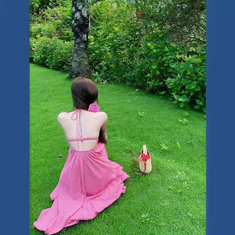2026 summer new model, holiday style dress, women's own chest pad, super fairy neck halter long skirt